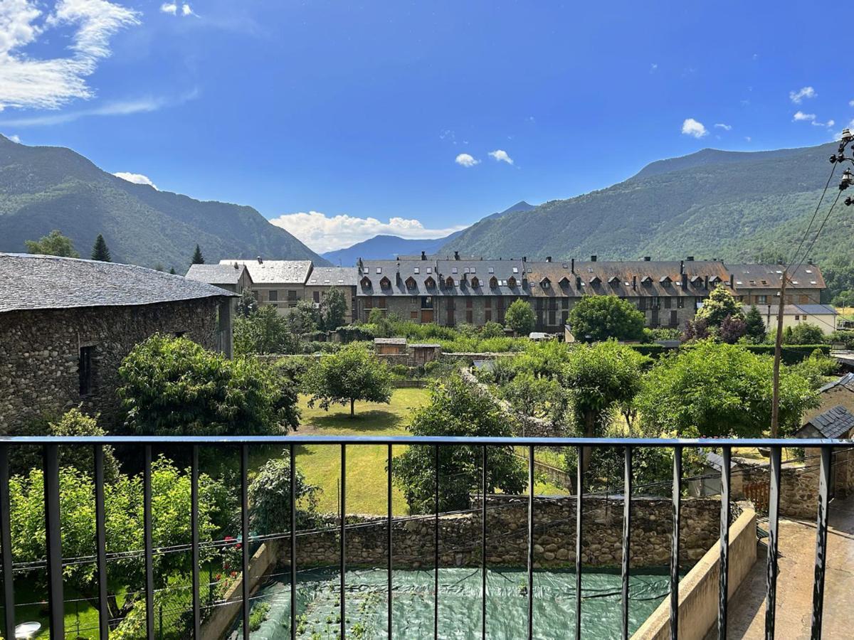 Apartament Al Centre D'Esterri Amb Vistes Uniques By Rural D'Aneu Esterri d'Àneu Buitenkant foto