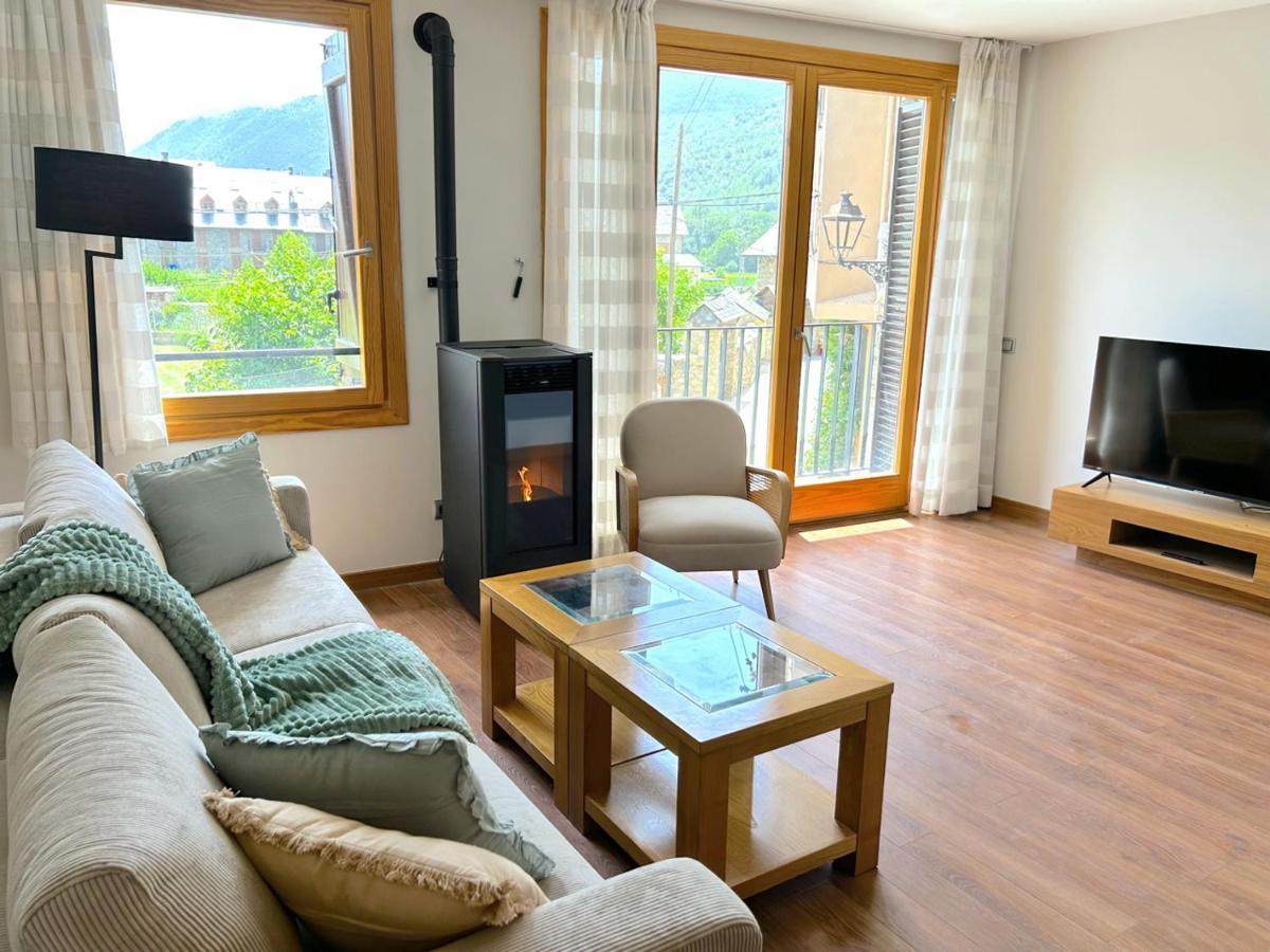 Apartament Al Centre D'Esterri Amb Vistes Uniques By Rural D'Aneu Esterri d'Àneu Buitenkant foto